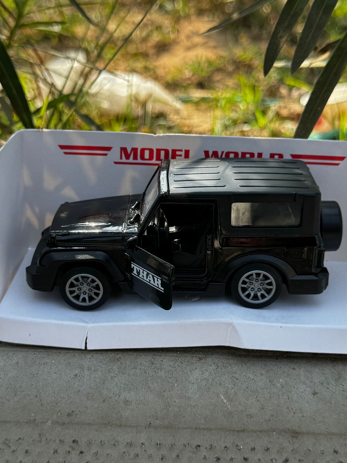 Mahindra Thar Metal Diecast WITH MUSIC AND LIGH AND PULL PACK