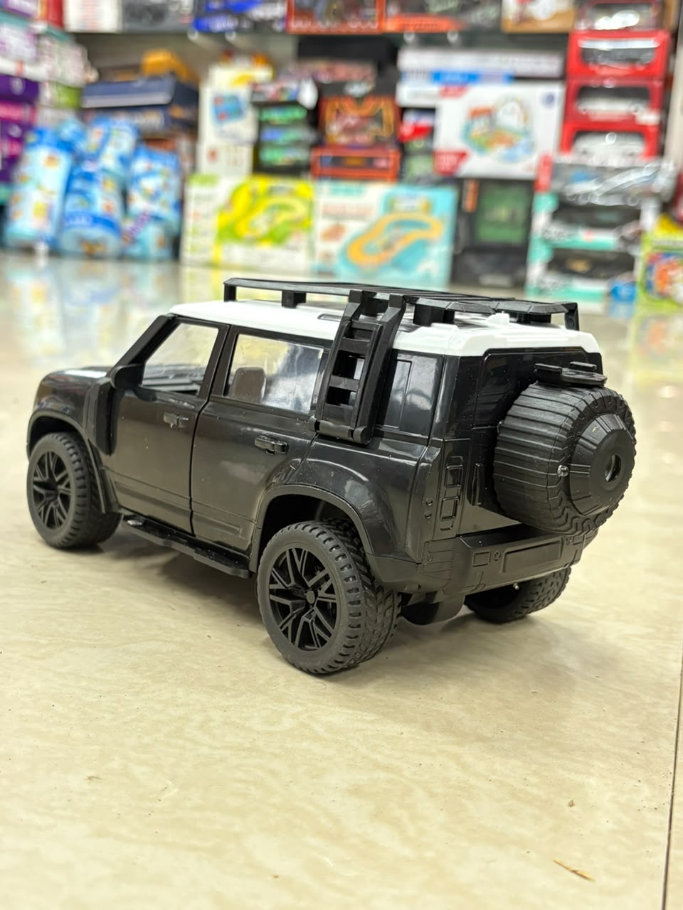 open door  defender rc car with c pin charging and smoke