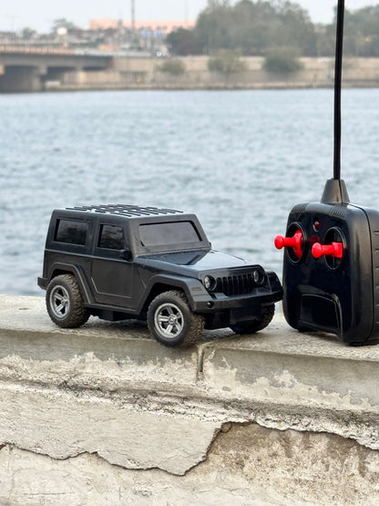 RECHARGEBLE + REMOTE CONTROL THAR CAR