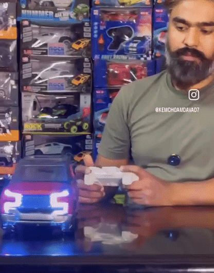 EV CHARGING 4X4 DEFENDER  RC CAR